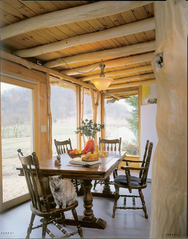 In the dining room, which shares space with the kitchen, every meal comes with the opportunity for all sorts of wildlife viewing.